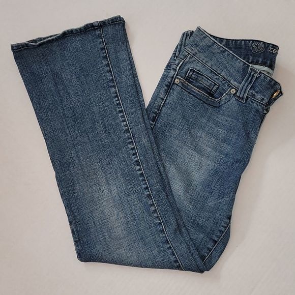 Refuge Premium Jeans-9S - Picture 1 of 12